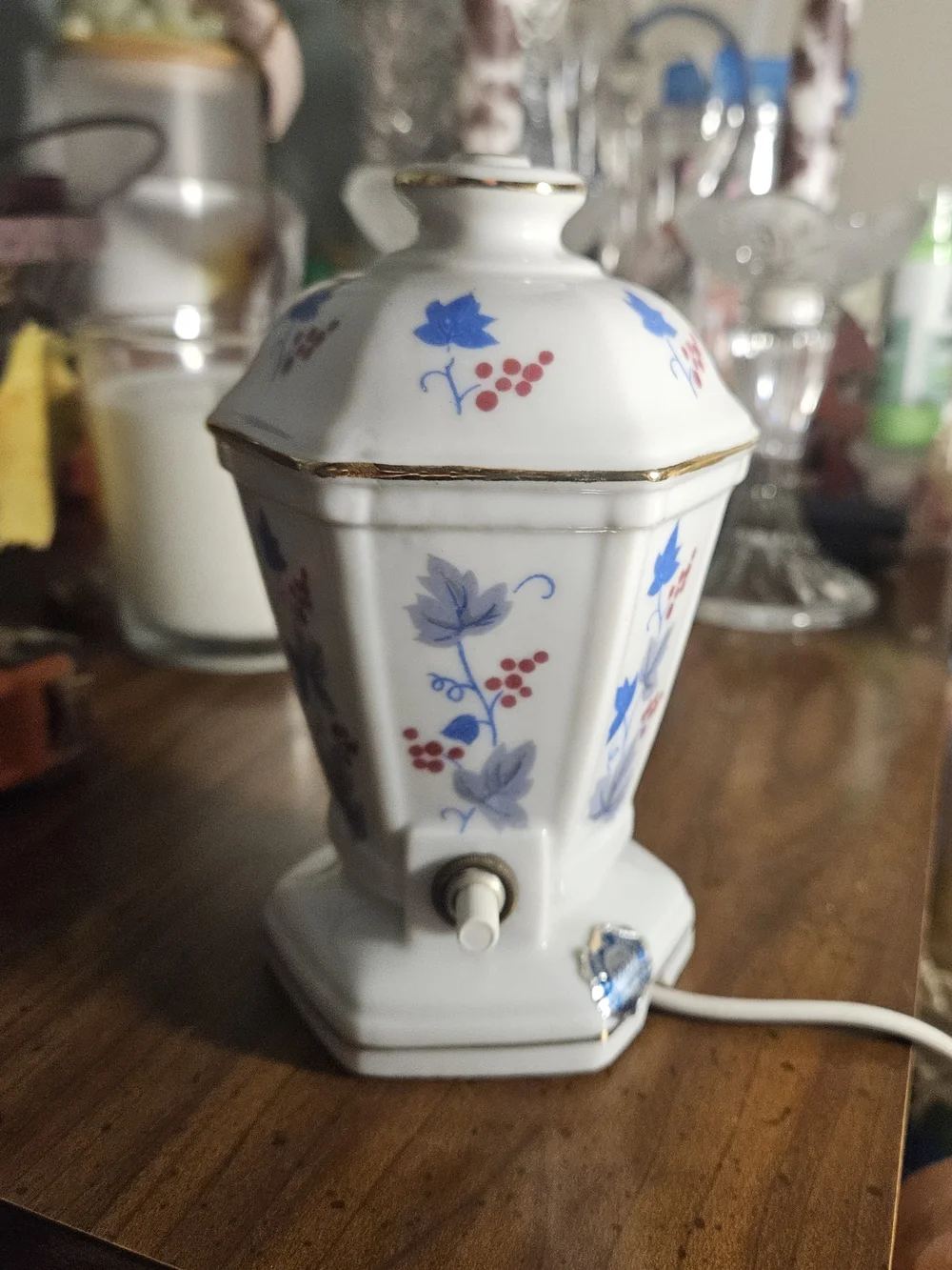 White Porcelain Electric Accent Lamp with Blue Leaf and Red Berry Motif